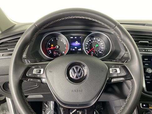 Used 2021 Volkswagen Tiguan SEL image 21