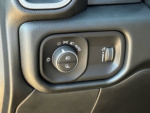 New 2026 RAM 3500 Tradesman AWD/4WD image 21