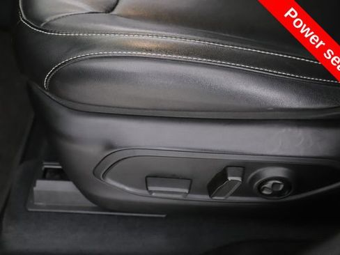 Used 2023 Jeep Grand Cherokee Limited AWD/4WD image 18