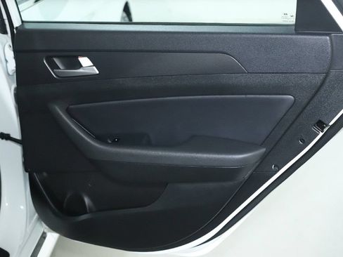 Used 2017 Hyundai Sonata Sport w/ Value Edition Package 02 FWD image 32