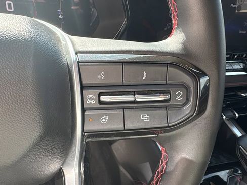 Used 2023 Chevrolet Colorado Z71 w/ Z71 Convenience Package 2 image 23