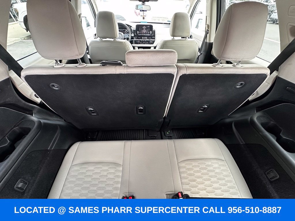 Used 2024 Nissan Pathfinder SV FWD image 22