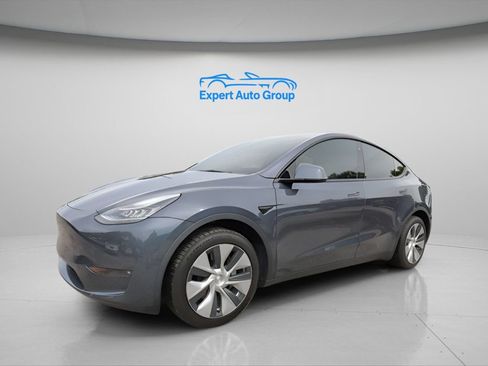 Used 2023 Tesla Model Y Long Range AWD/4WD image 10