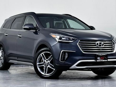 Used 2017 Hyundai Santa Fe Limited w/ Cargo Package image 2
