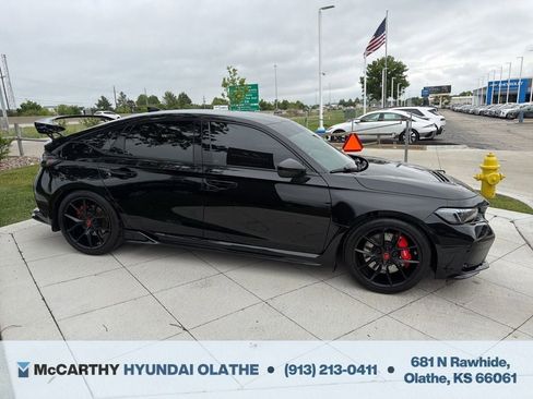 Used 2023 Honda Civic Type R image 17