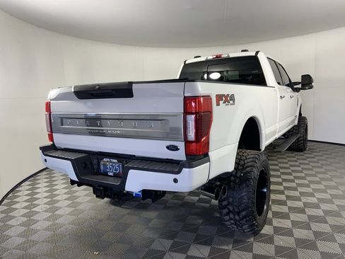 Used 2022 Ford F350 Platinum image 3