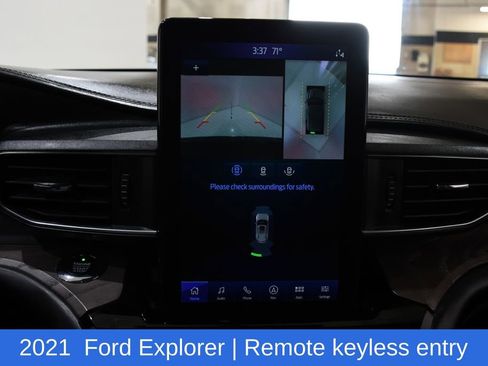 Used 2021 Ford Explorer Platinum w/ Equipment Group 601A AWD/4WD image 18