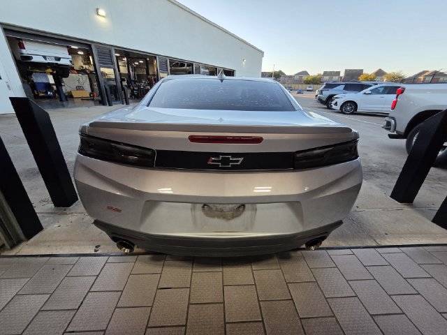 Used 2018 Chevrolet Camaro LT w/ Redline Edition RWD image 5