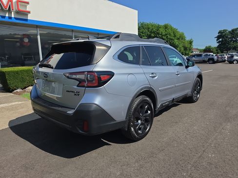 Used 2021 Subaru Outback Onyx Edition XT AWD/4WD image 3