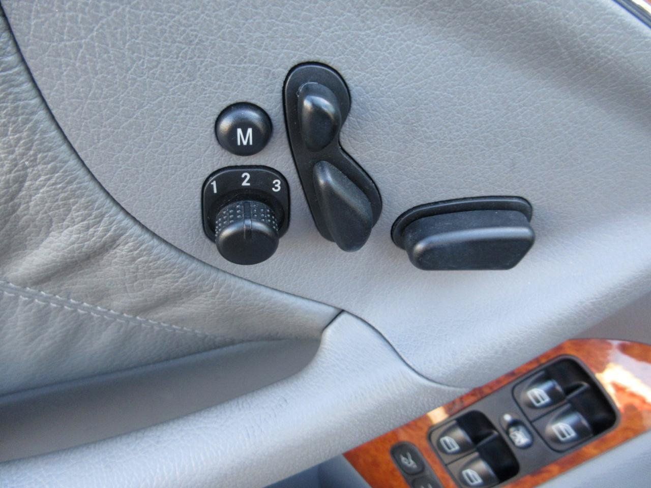 Used 2006 Mercedes-Benz CLK 500 Cabriolet image 11