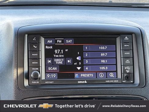 Used 2018 Dodge Grand Caravan SE w/ UConnect Hands-Free Group image 18