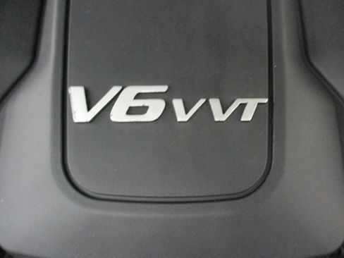 Used 2017 Buick LaCrosse Preferred image 27