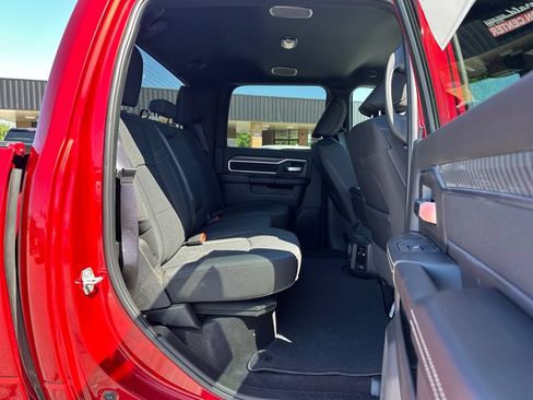 New 2026 RAM 2500 Big Horn AWD/4WD image 17