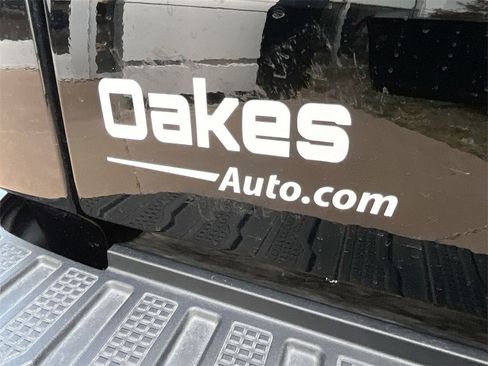 New 2025 GMC Sierra 1500 SLE w/ Max Trailering Package image 39