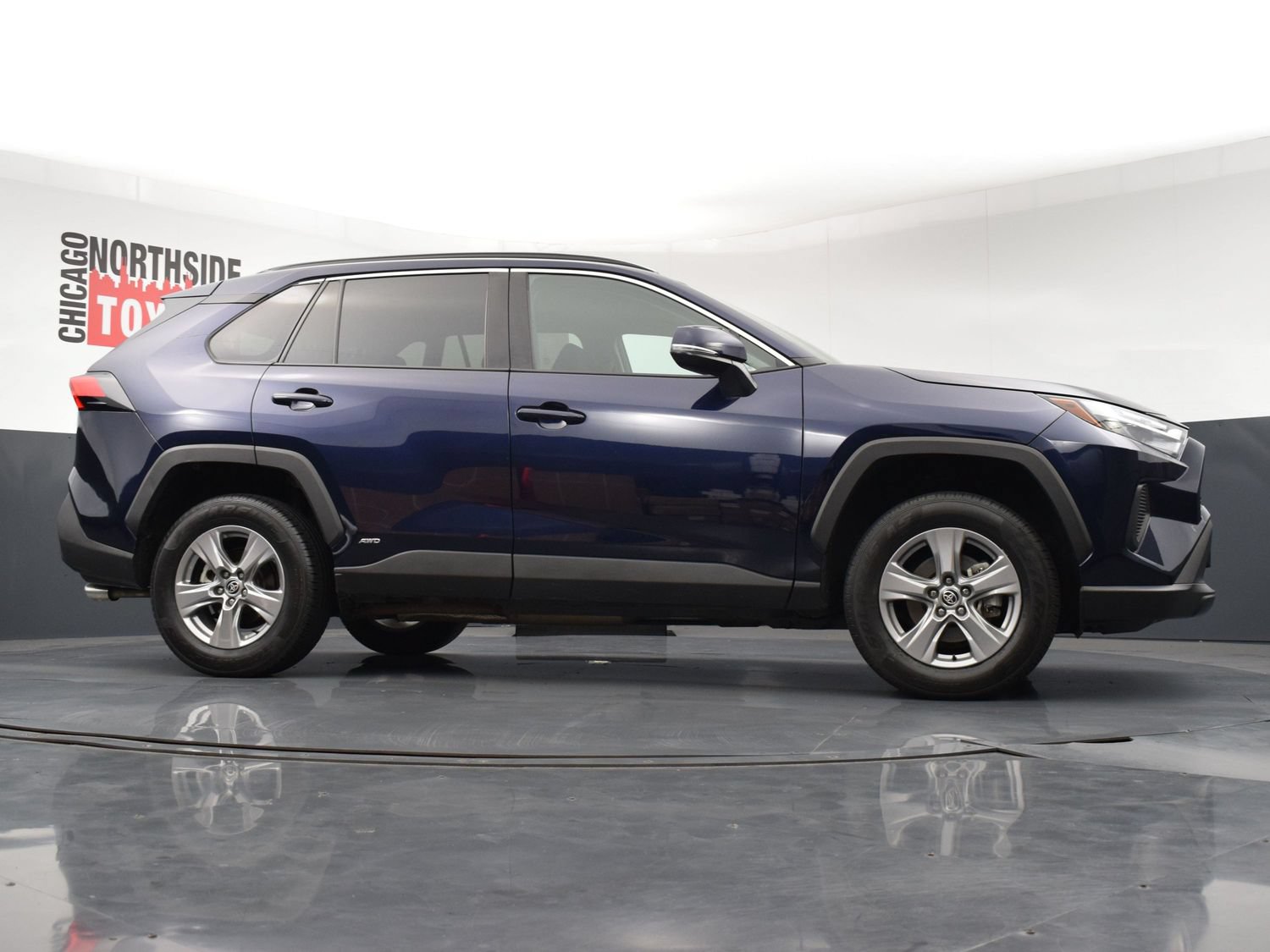 Used 2024 Toyota RAV4 XLE AWD/4WD image 27