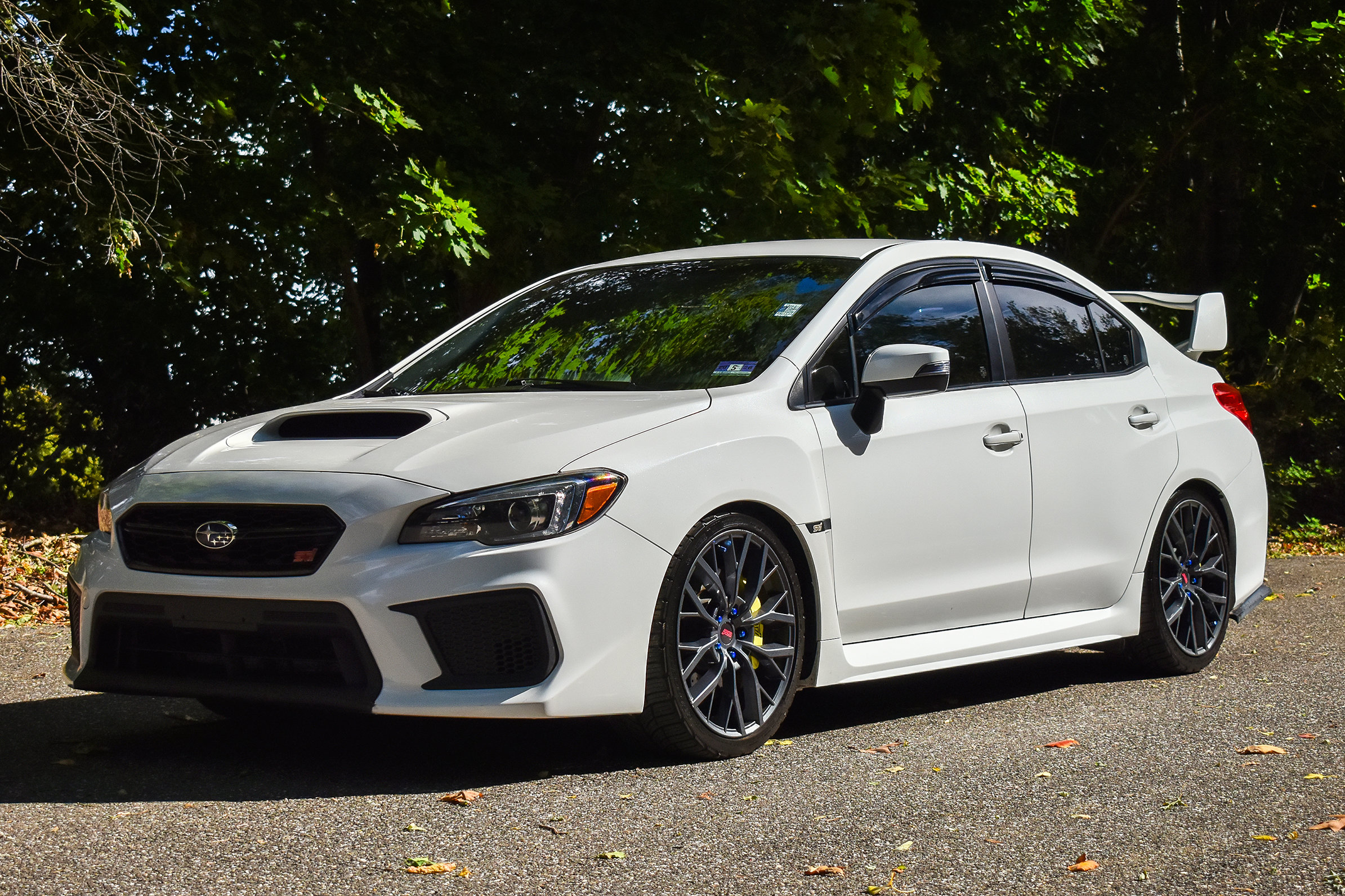 Used 2018 Subaru WRX STI AWD/4WD image 2