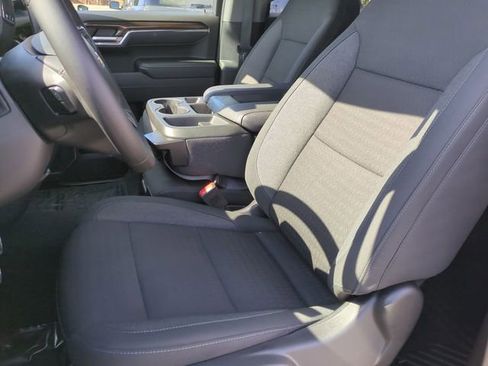 Used 2024 Chevrolet Silverado 1500 LT image 11