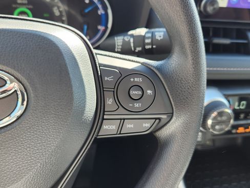 Certified 2025 Toyota RAV4 XLE image 19