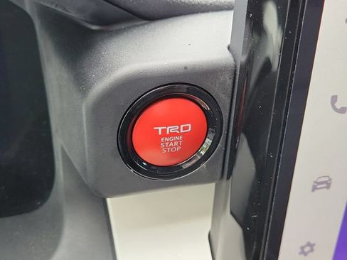 Used 2024 Toyota Tacoma TRD Sport RWD image 22