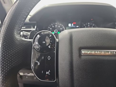 Used 2018 Land Rover Range Rover Velar S AWD/4WD image 19