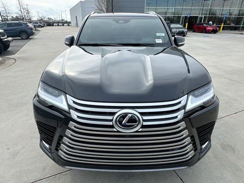 New 2026 Lexus LX 700h Luxury image 4