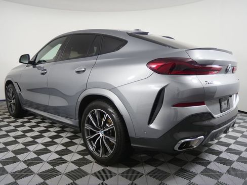 Used 2025 BMW X6 xDrive40i image 4