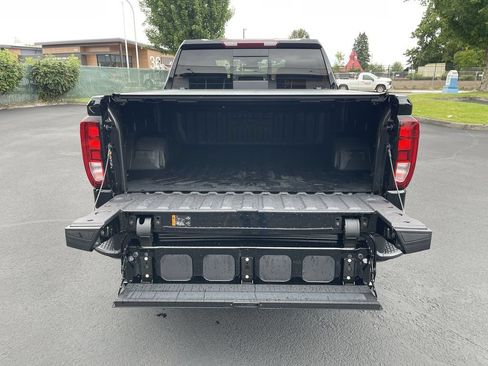New 2026 GMC Sierra 1500 Elevation w/ Elevation Premium Package AWD/4WD image 27