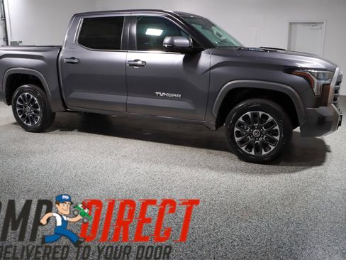 Used 2024 Toyota Tundra Limited AWD/4WD image 6
