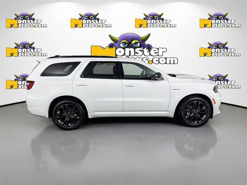 Used 2024 Dodge Durango R/T w/ Blacktop Package image 4
