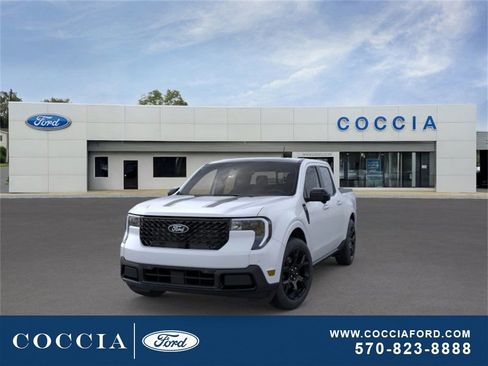 New 2025 Ford Maverick Lariat w/ Black Appearance Package image 2