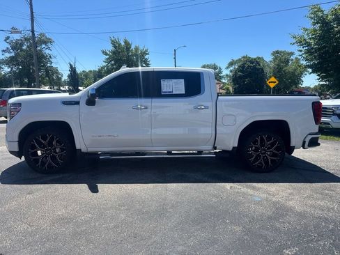 Used 2024 GMC Sierra 1500 Denali w/ Technology Package AWD/4WD image 4