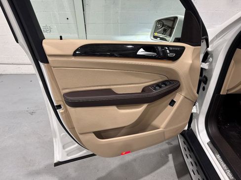 Used 2016 Mercedes-Benz GLE 350 4MATIC image 25