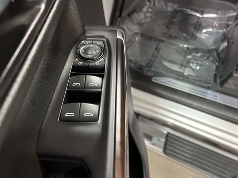 Used 2021 GMC Sierra 1500 SLT image 24