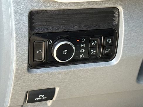 Used 2025 Ford F350 XLT w/ 360-Degree Camera Package AWD/4WD image 25