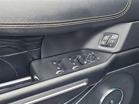 Used 2021 Ford Expedition Max Platinum image 10