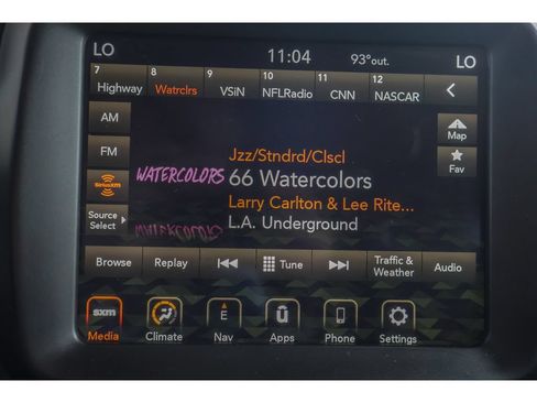 Used 2023 Jeep Renegade Latitude AWD/4WD image 24