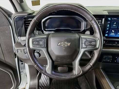 Used 2022 Chevrolet Silverado 1500 RST AWD/4WD image 13