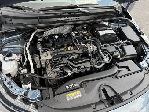 Used 2024 Toyota Corolla LE FWD image 30