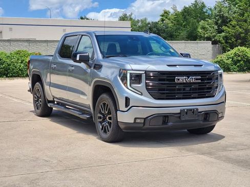 Used 2025 GMC Sierra 1500 Elevation w/ Elevation Premium Package RWD image 3