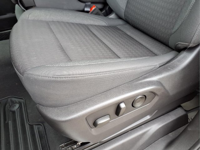 Used 2024 Chevrolet Silverado 1500 LT AWD/4WD image 13