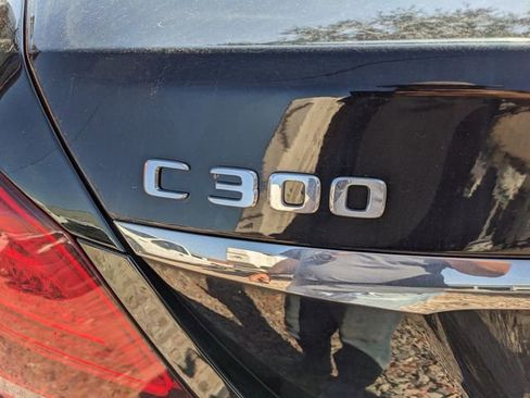 Used 2021 Mercedes-Benz C 300 Sedan image 5
