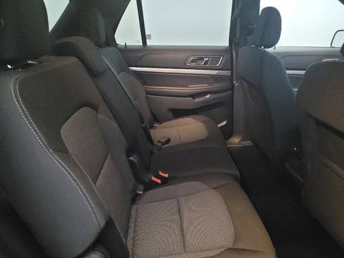 Used 2019 Ford Explorer XLT w/ Equipment Group 201A image 18