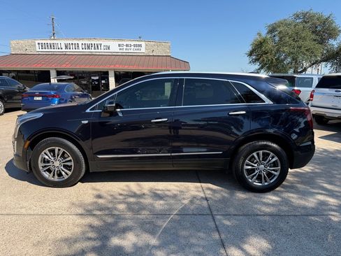 Used 2021 Cadillac XT5 Premium Luxury w/ LPO, Floor Liner Package image 4