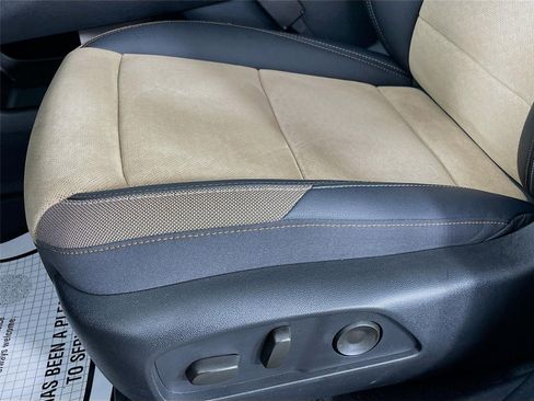 Used 2026 Chevrolet Equinox ACTIV w/ Convenience Package III AWD/4WD image 23