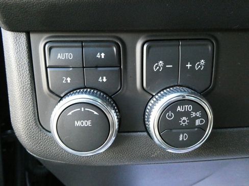 Certified 2023 GMC Yukon AT4 w/ AT4 Premium Package image 29