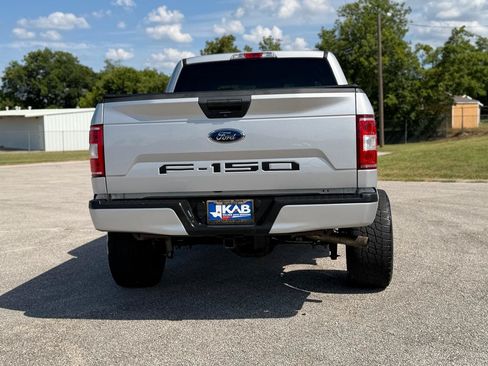 Used 2019 Ford F150 XL w/ Equipment Group 101A Mid RWD image 4