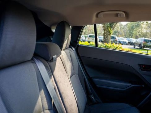 Certified 2024 Subaru Crosstrek 2.0i Premium image 9