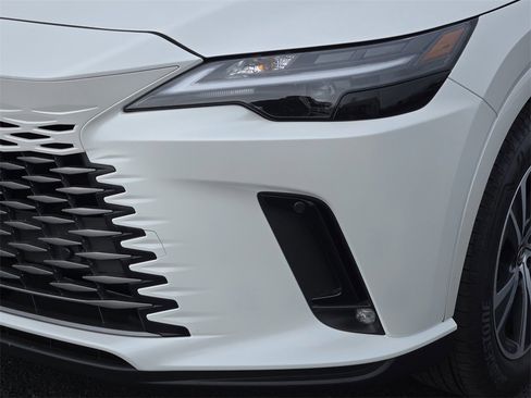 Used 2025 Lexus RX 350 Premium image 10