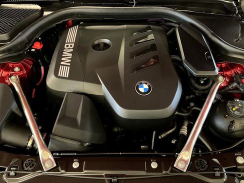 New 2026 BMW 530i xDrive w/ M Sport Package AWD/4WD image 17