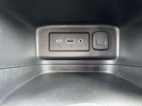 Used 2020 Chevrolet Equinox LT AWD/4WD image 36